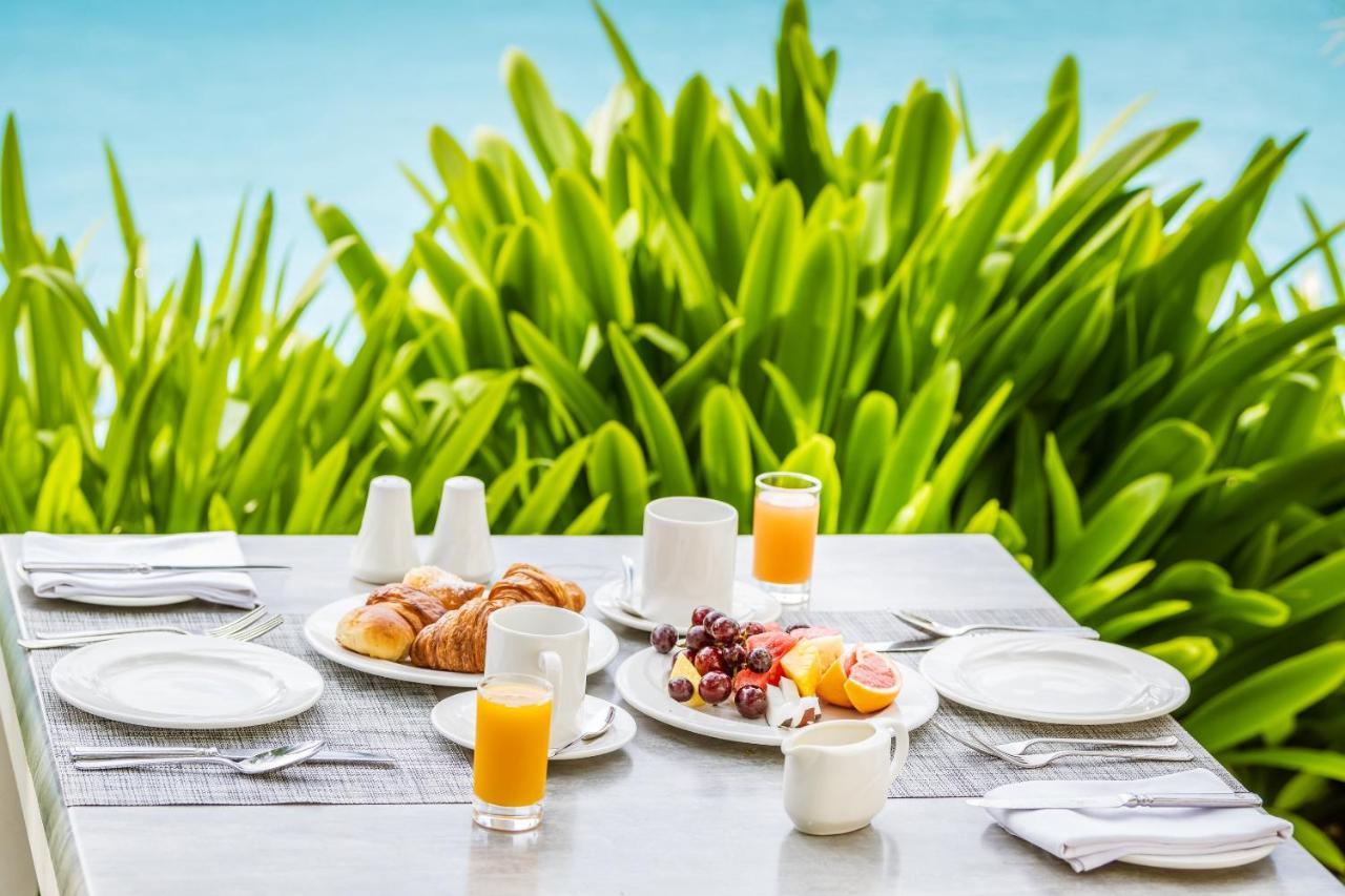 Victoria Beachcomber Resort & Spa - Victoria For 2 - Adults Only Pointe aux Piments Buitenkant foto