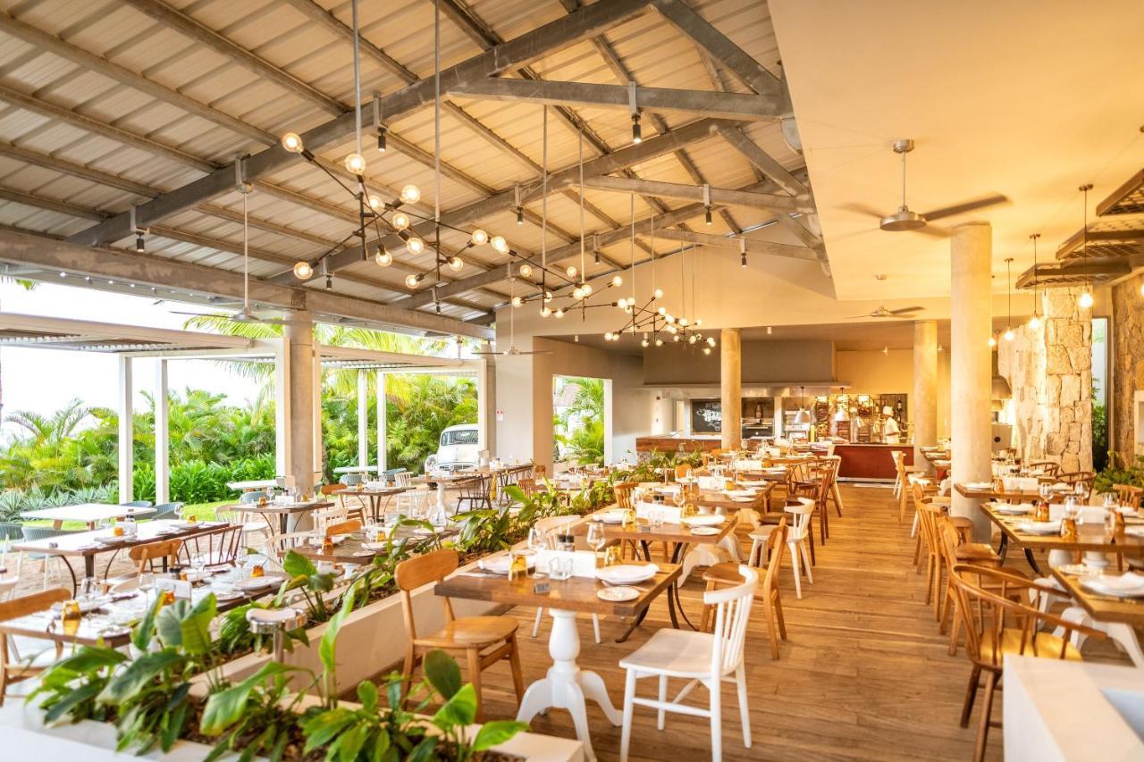 Victoria Beachcomber Resort & Spa - Victoria For 2 - Adults Only Pointe aux Piments Buitenkant foto